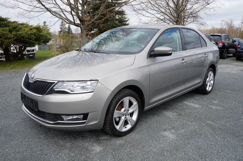 Skoda Rapid 1.0 TSI STYLE*TEMPOMAT*BI XENON* Image 3